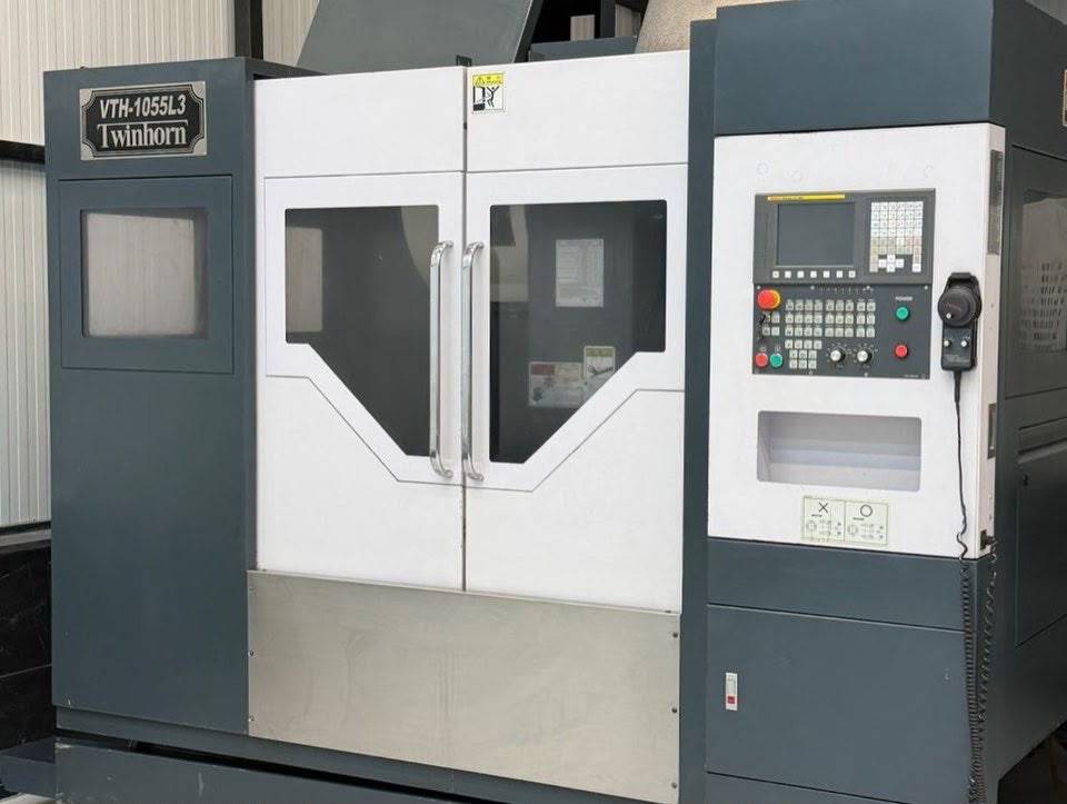 فرز TWINBORN CNC مدل VTH-1055